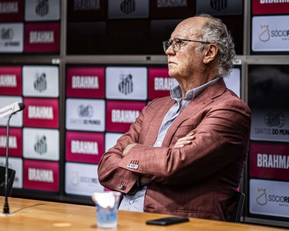 Paulo Roberto Falcão é investigado em caso de importunação sexual