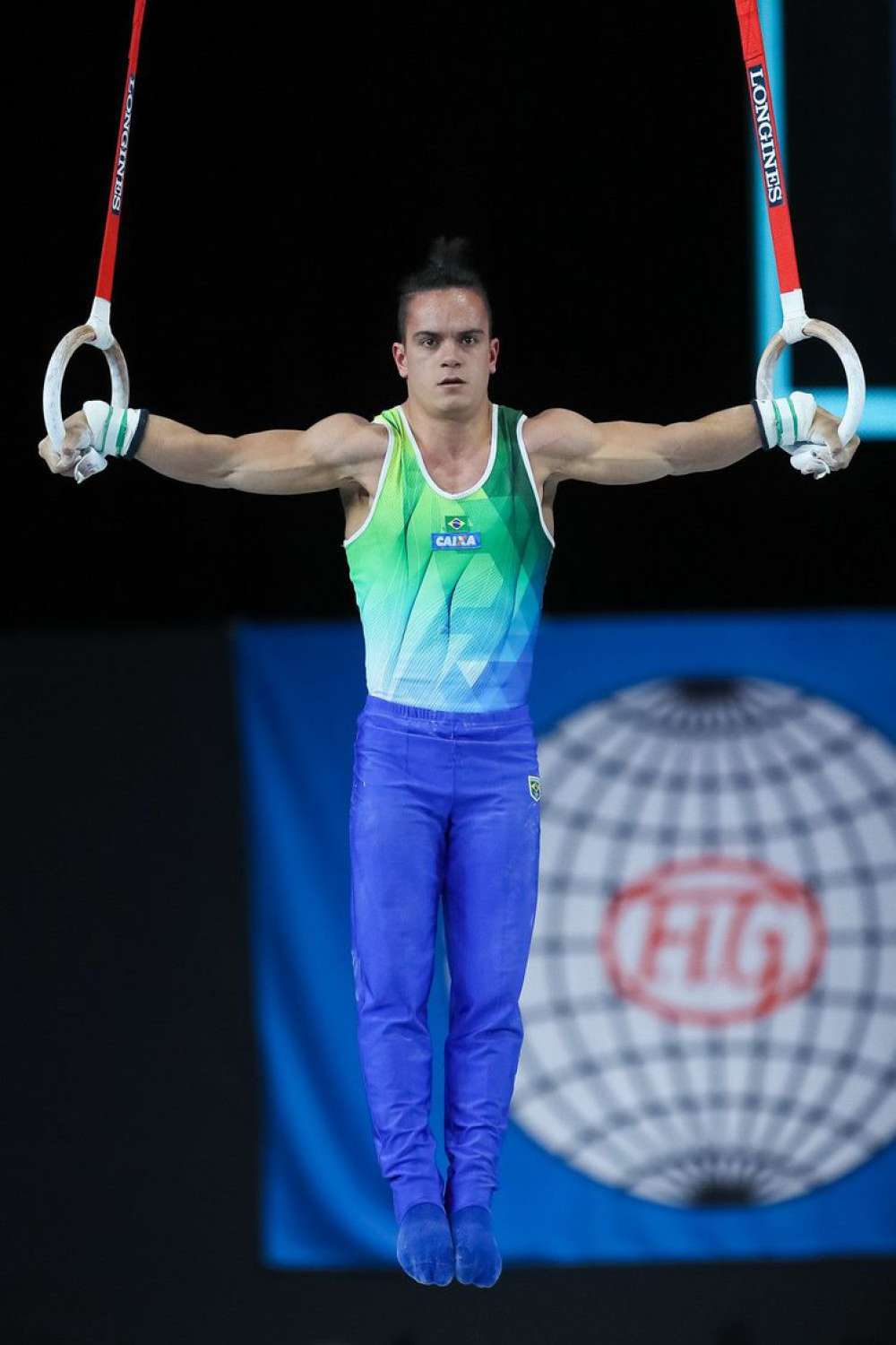 Lesão tira Caio Souza do Mundial de ginástica artística