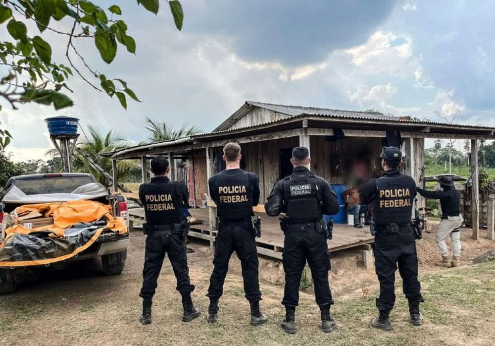 Polícia Federal resgata oito trabalhadores de trabalho escravo no Acre