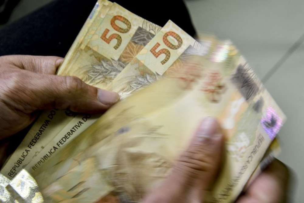 Beneficiários com NIS final 5 recebem hoje o Auxílio Brasil