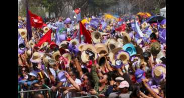 Lula cria pacto nacional de prevenção a feminicídios  