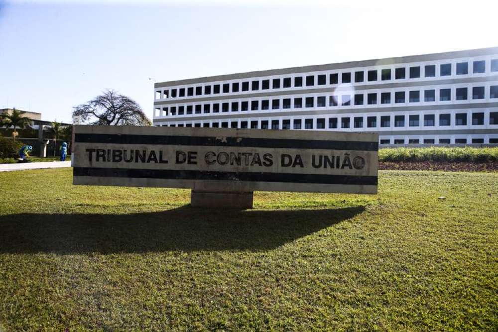 TCU: deficiências técnicas e operacionais atrasaram novo ensino médio