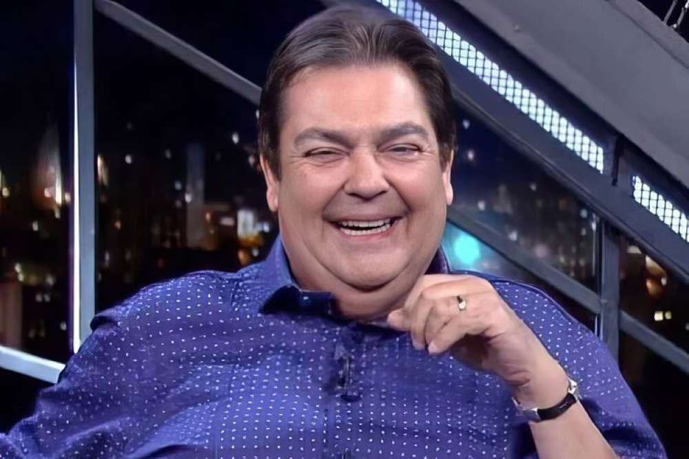 Faustão é transferido para unidade semi-intensiva e evolui bem