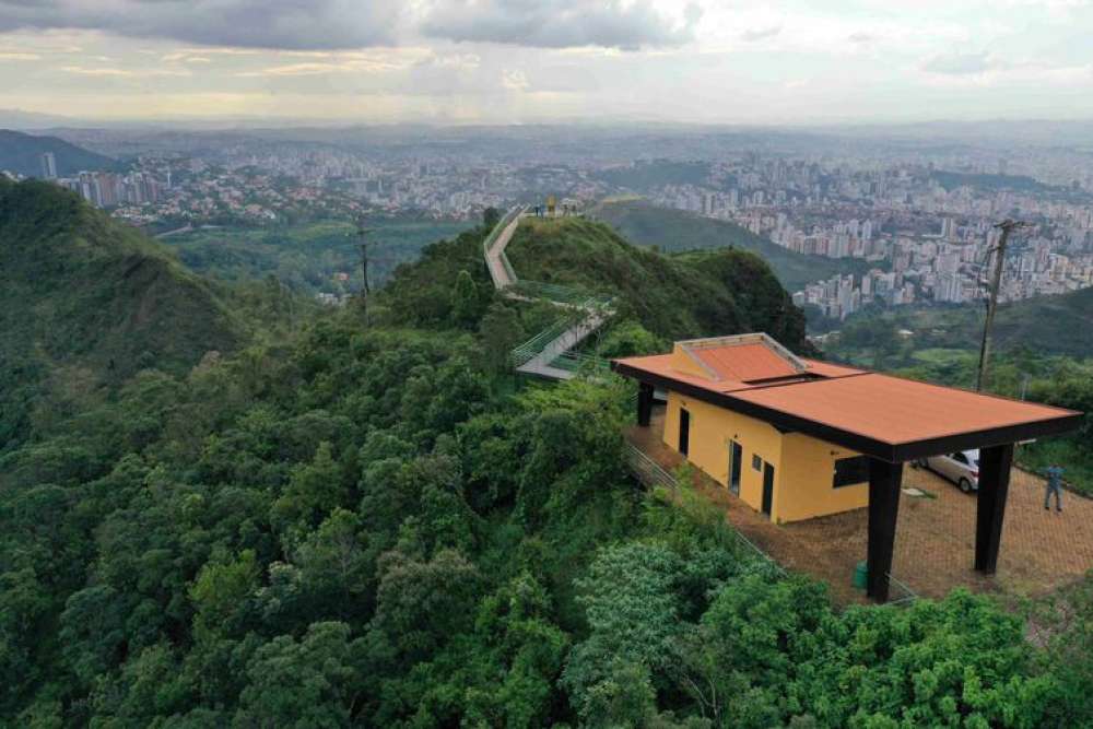 TRF mantém suspensa operação de mineradora na Serra do Curral, em MG