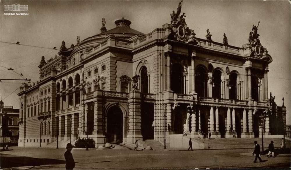 Theatro Municipal de São Paulo celebra 112 anos em setembro