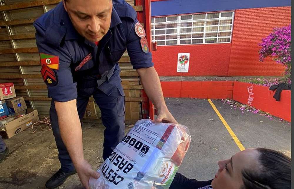 Clubes gaúchos fazem campanha de doações às vitímas das enchentes