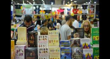 Com 600 mil visitantes, Bienal do Rio vende 5,5 milhões de livros