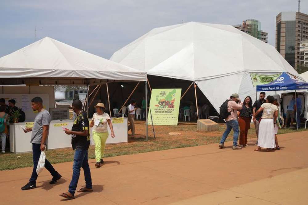 Feira dos Povos do Cerrado oferece diversidade de produtos do bioma