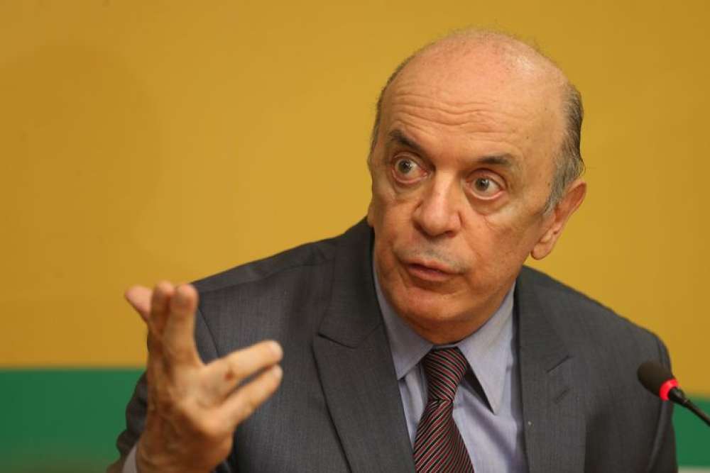 Golpes ensinaram o valor da democracia, diz José Serra sobre Chile