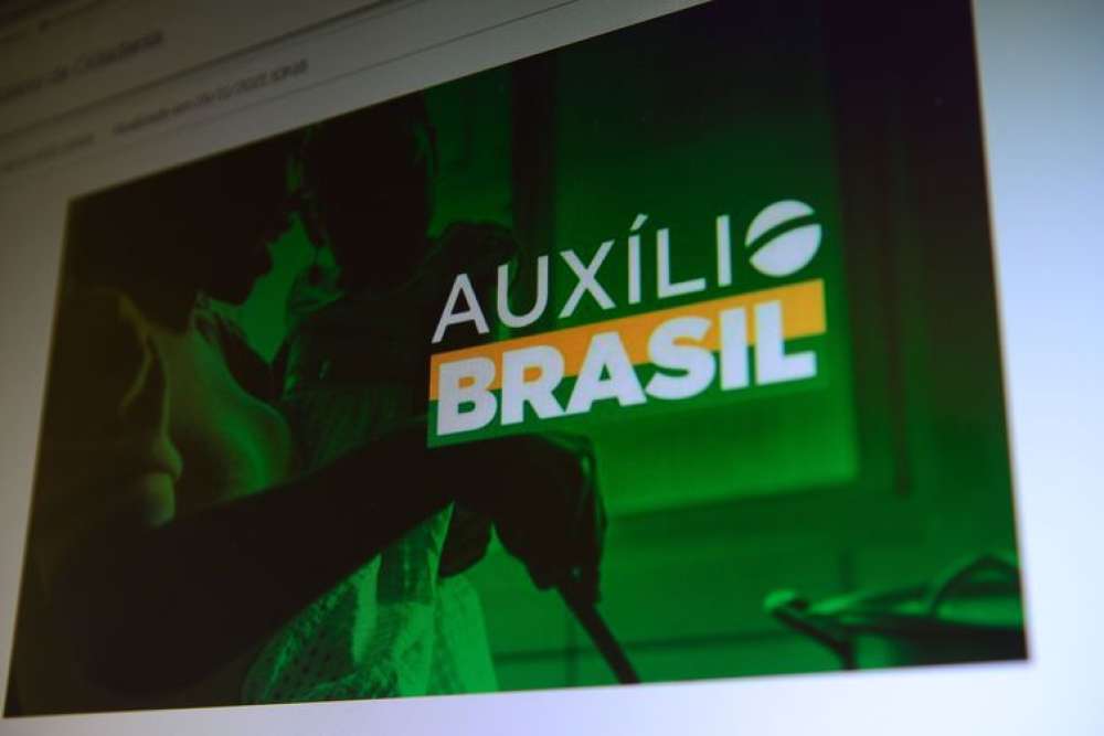 Caixa paga Auxílio Brasil a beneficiários de NIS de final 7