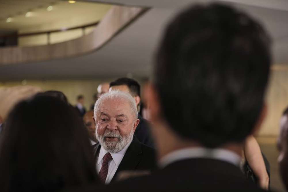 Após cirurgia, Lula vai despachar do Alvorada por 4 semanas