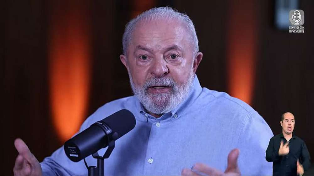 Lula se diz otimista sobre cirurgia no quadril