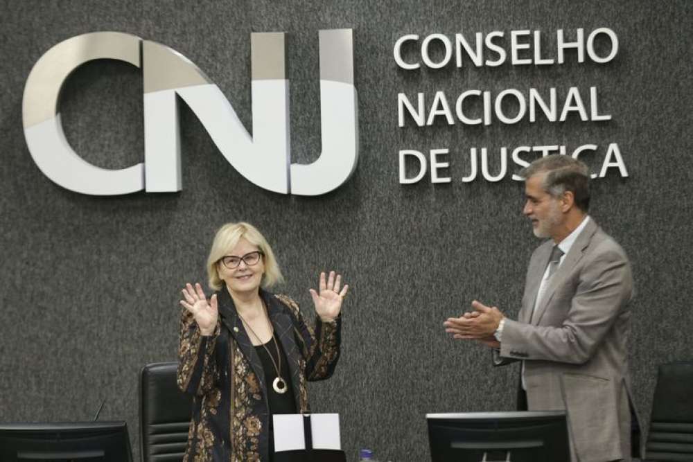 Ministra Rosa Weber participa de última sessão na presidência do CNJ