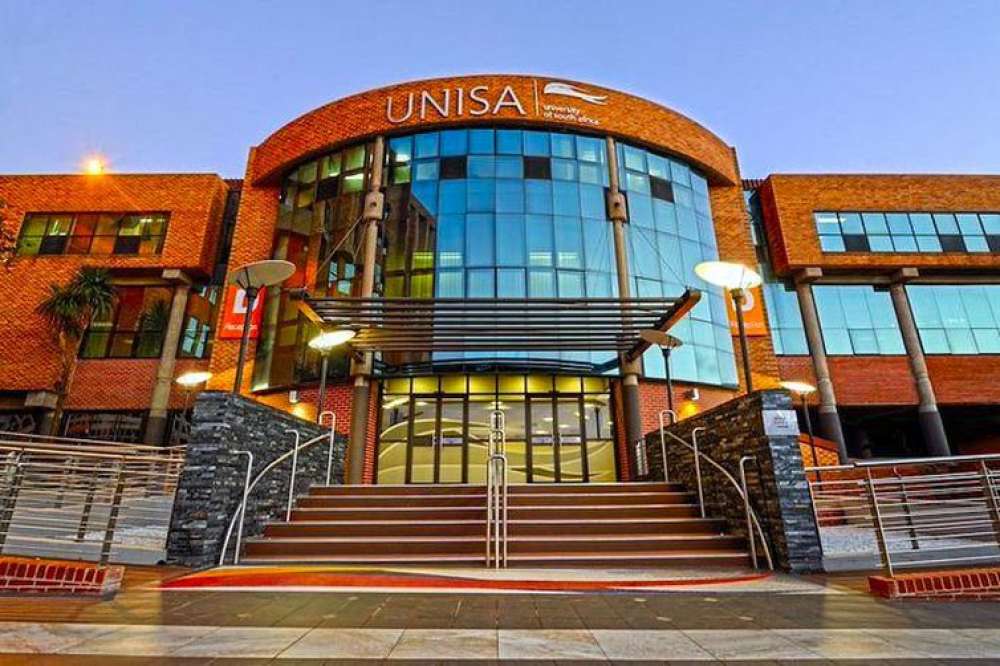 Após determinação judicial, Unisa vai reintegrar alunos expulsos