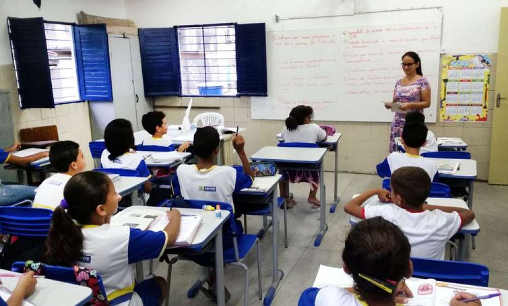 Maioria dos futuros professores não conclui estágio em escolas