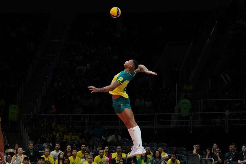 Com brilho de Darlan, Brasil supera República Tcheca por 3 sets a 2