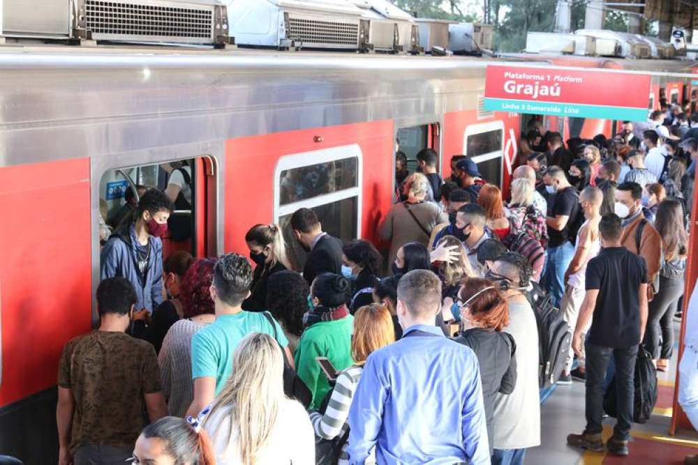 São Paulo: Ministério Público pede informações sobre falha na Linha 9