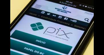 Lançamento do Pix Automático é adiado para outubro de 2024