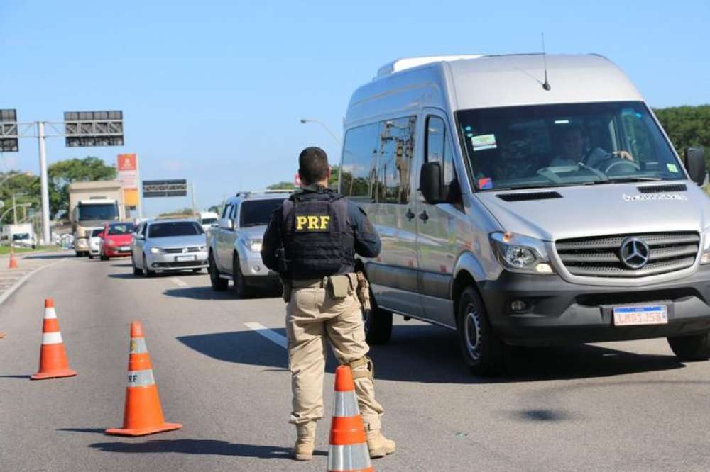 Rodovias federais têm segurança reforçada no feriado