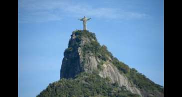 Cristo Redentor completa 92 anos com festa e missa