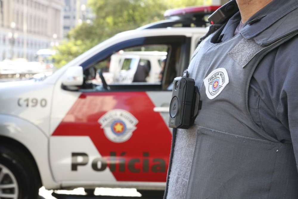 Brasil tem mais de 30 mil câmeras corporais em uso por policiais