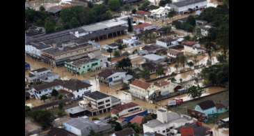 Santa Catarina permanece em alerta para temporais