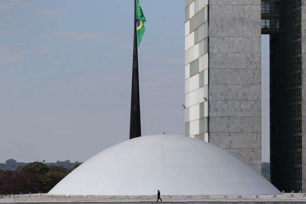 Braga pretende terminar esboço do relatório da reforma tributária hoje