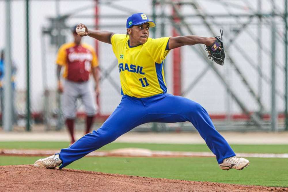 Brasil surpreende e bate Venezuela na estreia no beisebol no Pan