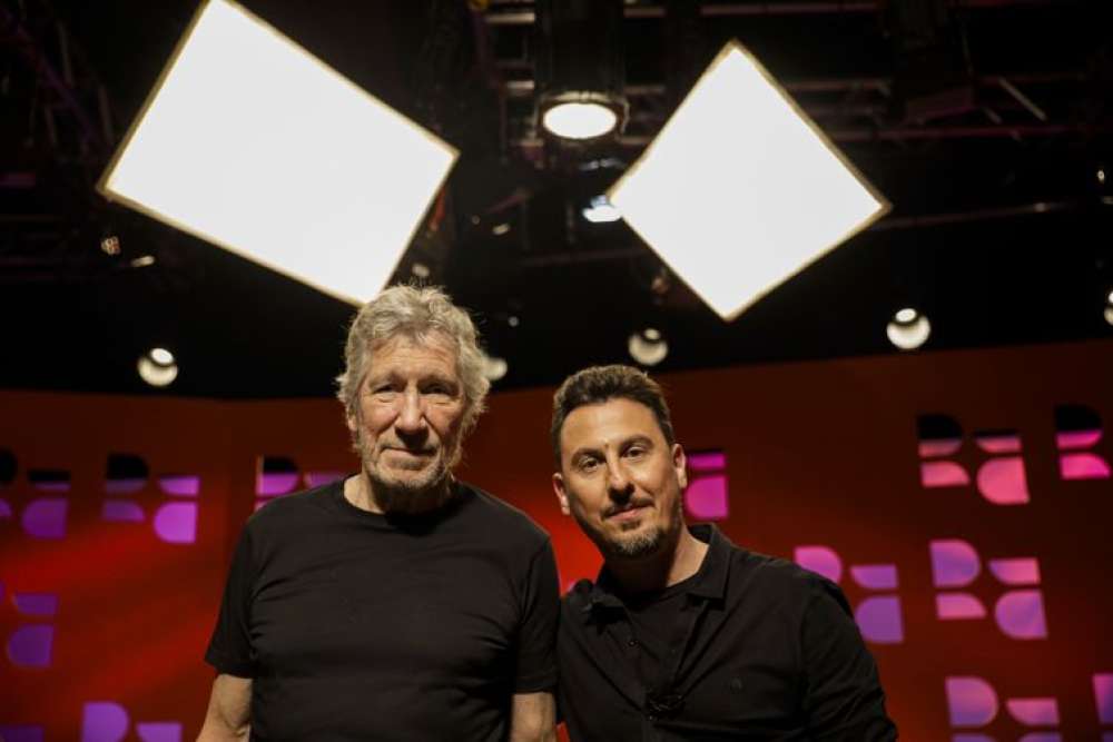 Em entrevista à TV Brasil, Roger Waters defende diálogo pela paz