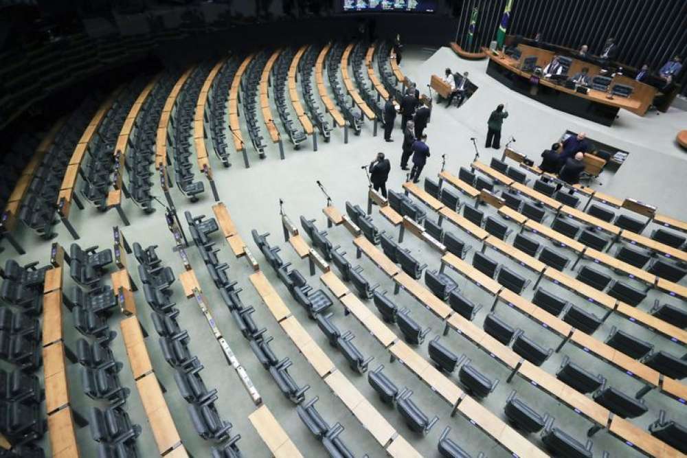 Câmara aprova cota para filmes brasileiros na TV paga