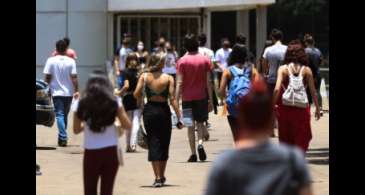 Estudantes contam como usaram o Enem para estudar fora do Brasil