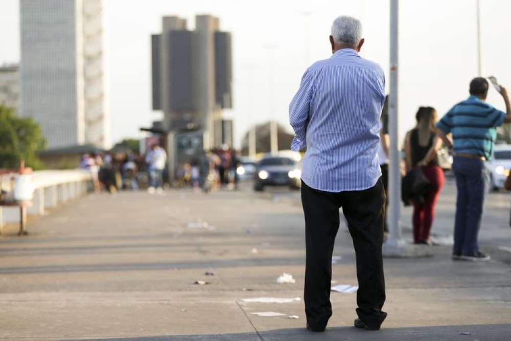 Em 12 anos, população brasileira com 65 anos ou mais cresceu quase 60%