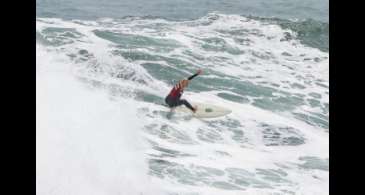 Jogos Pan-Americanos: Tati Weston-Webb conquista ouro no surfe