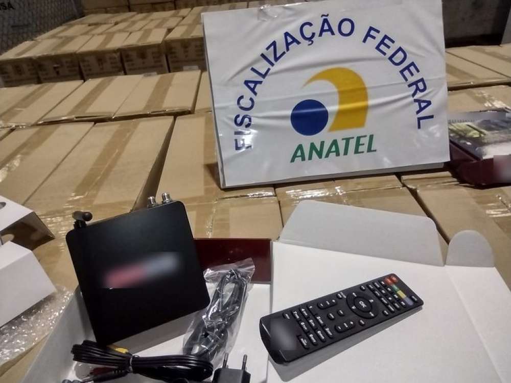 Anatel multa pessoa física por comercialização de produto clandestino 