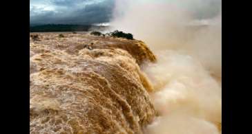 Vazão d’água nas Cataratas do Iguaçu começa a diminuir