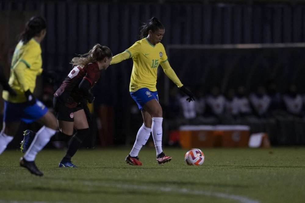 Seleção feminina perde para Canadá em segundo amistoso pós-Copa