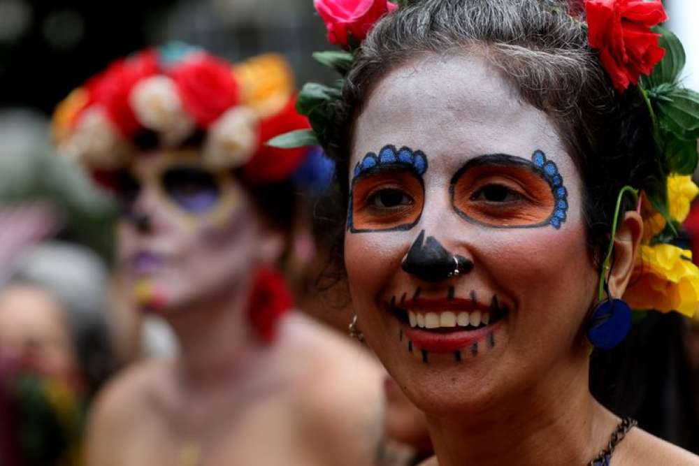 Museu no Rio abre jardins para festa mexicana do Dia dos Mortos