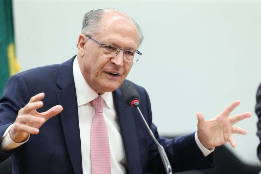 Meta fiscal de 2024 está em discussão e não foi definida, diz Alckmin