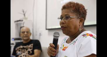 Ativistas negras defendem recorte racial no debate sobre cuidado