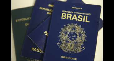 Polícia Federal anuncia normalização na emissão de passaportes