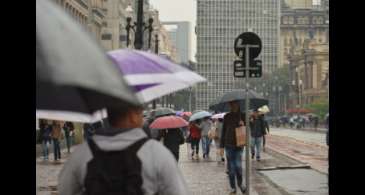 Chuvas voltam a provocar falta de luz e água em São Paulo