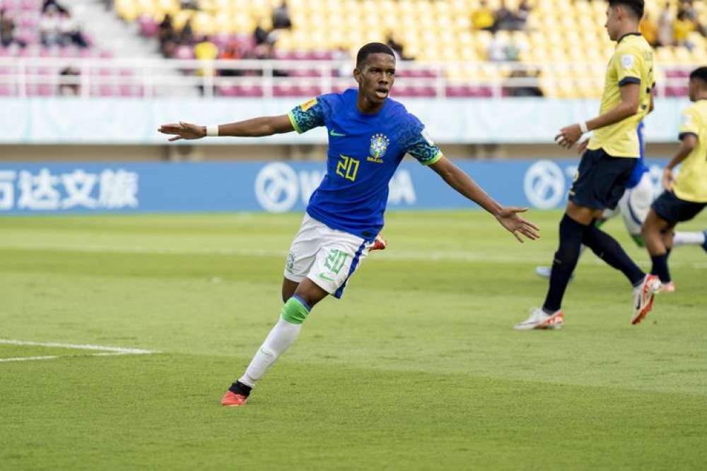 Brasil faz 3 a 1 no Equador e avança às quartas do Mundial Sub 17