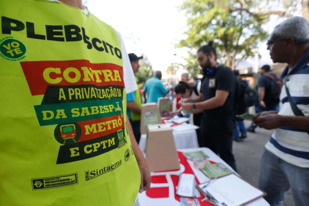 Funcionalismo público do estado de SP anuncia greve geral para terça