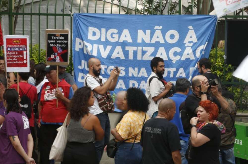 Categorias confirmam greve unificada contra privatizações em SP