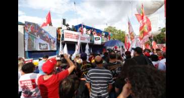 SP: manifestantes protestam contra privatizações e corte na educação