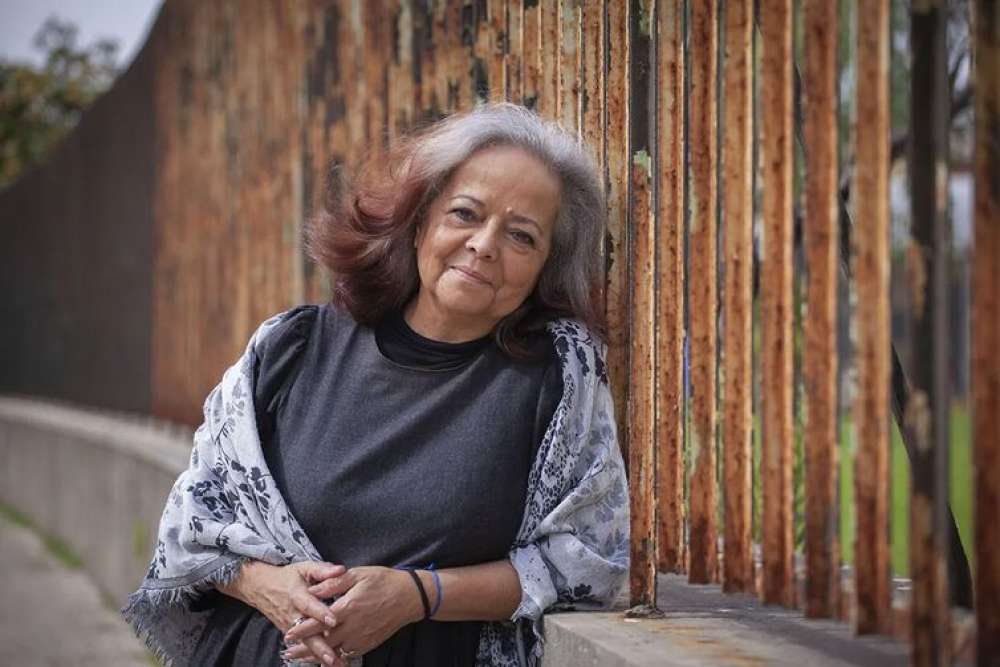 Poetisa angolana Paula Tavares vai participar do clube de leitura CCBB