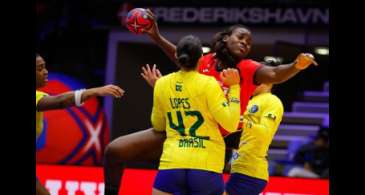 Brasil sofre primeira derrota no Mundial de Handebol feminino