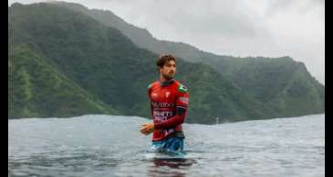 João Chianca está bem após acidente na praia de Pipeline