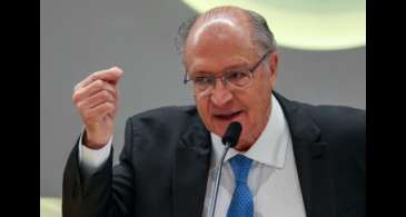 Alckmin projeta crescimento de 12% com reforma tributária