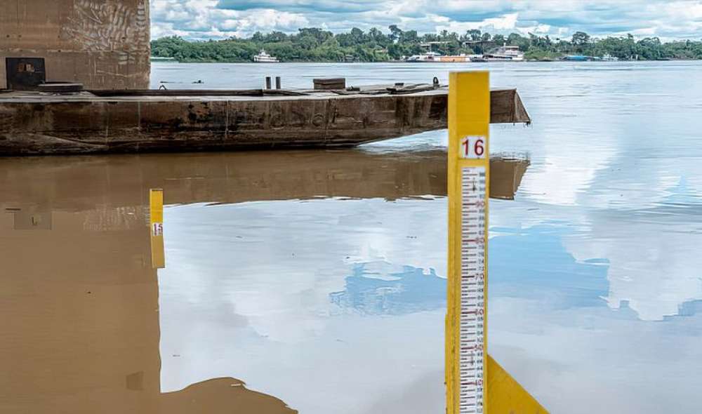 Auxílio a pescador atingido por seca no Norte começa a ser pago hoje